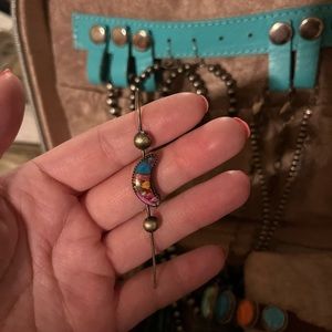 Wildspade Co ear pin